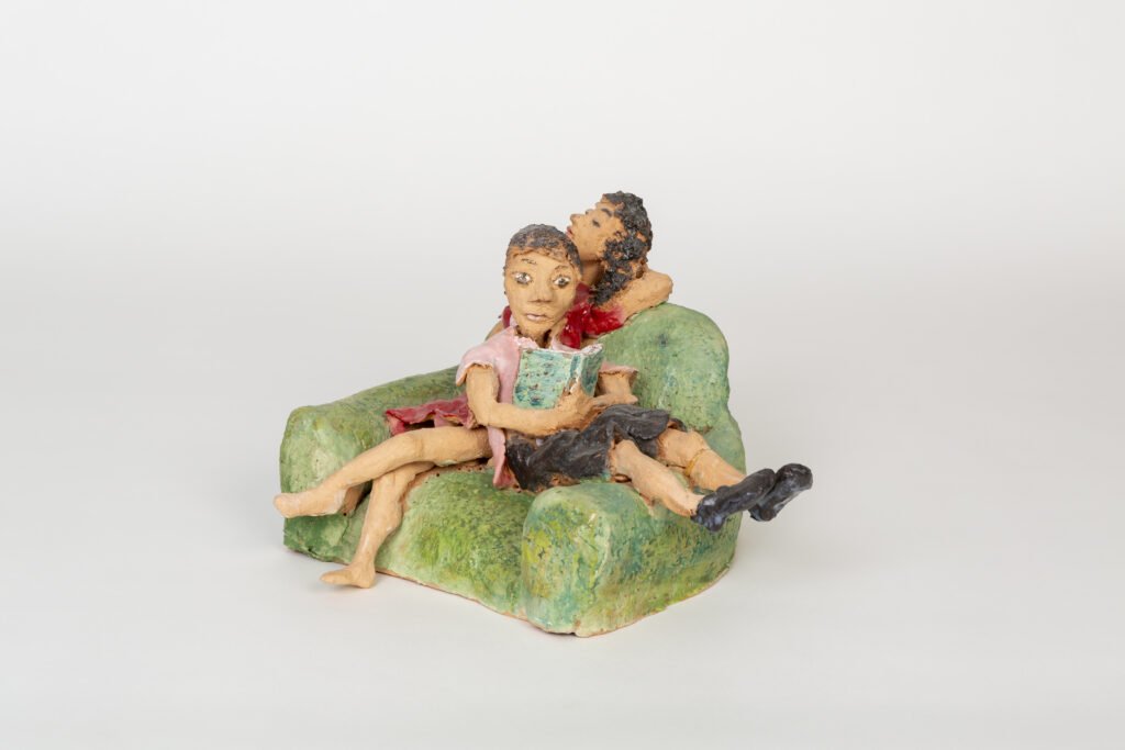 Pärchen auf dem Sofa